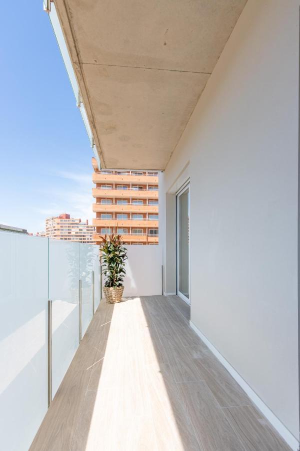 M A R I V E N T Suite With Bathroom And Terrace 50 M2 Roses Extérieur photo