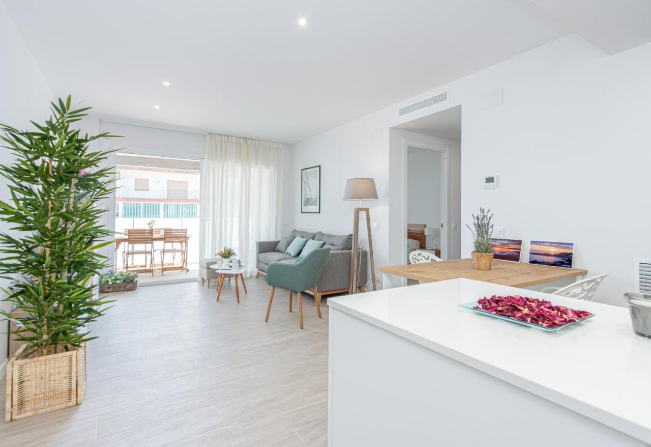 M A R I V E N T Suite With Bathroom And Terrace 50 M2 Roses Extérieur photo