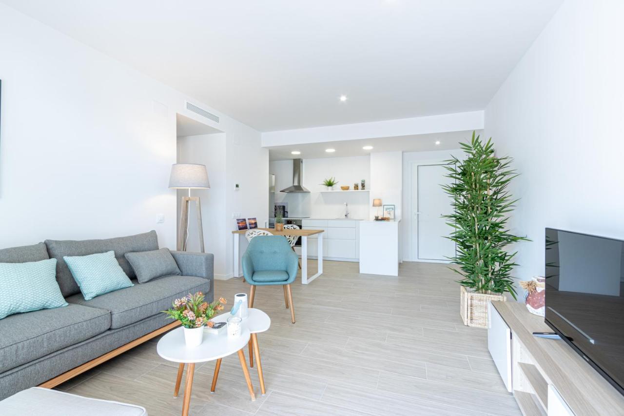 M A R I V E N T Suite With Bathroom And Terrace 50 M2 Roses Extérieur photo
