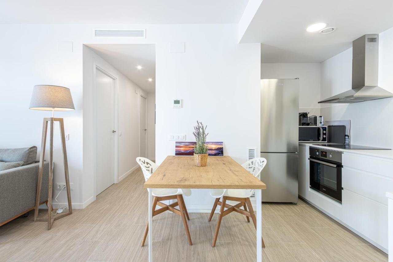 M A R I V E N T Suite With Bathroom And Terrace 50 M2 Roses Extérieur photo